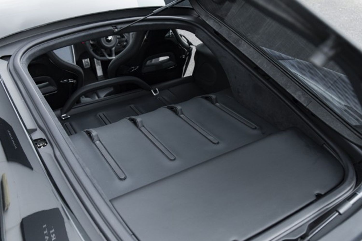 MCLAREN 570GT COUPE 3.8 V8 SSG 2DR SEMI AUTOMATIC