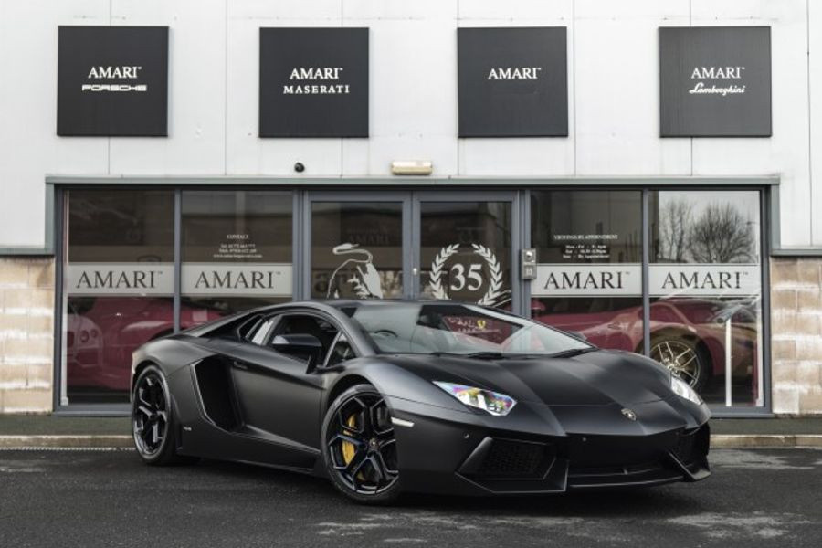 2011 LAMBORGHINI AVENTADOR COUPE