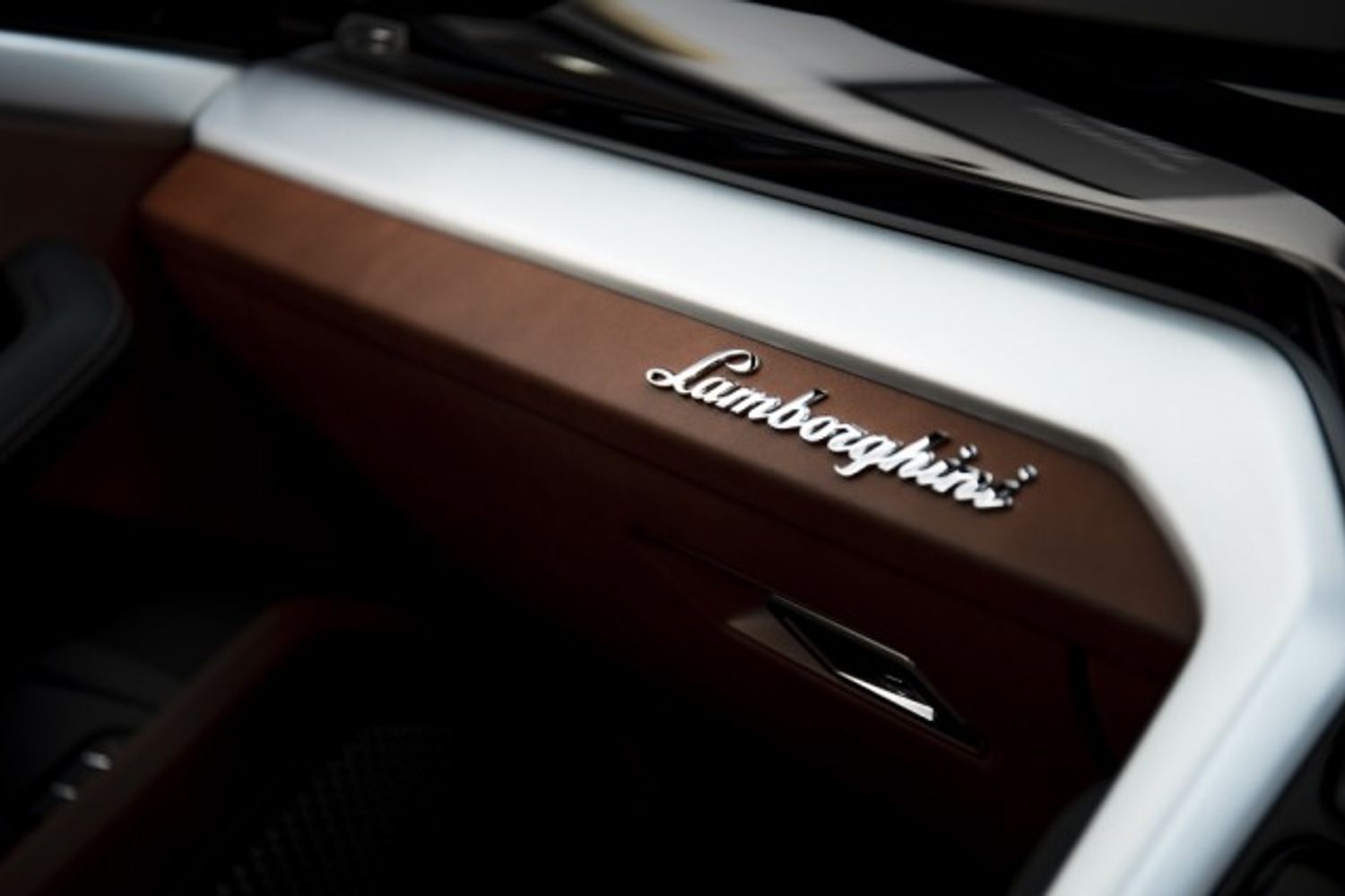 LAMBORGHINI URUS ESTATE 4.0 V8 5DR AUTOMATIC
