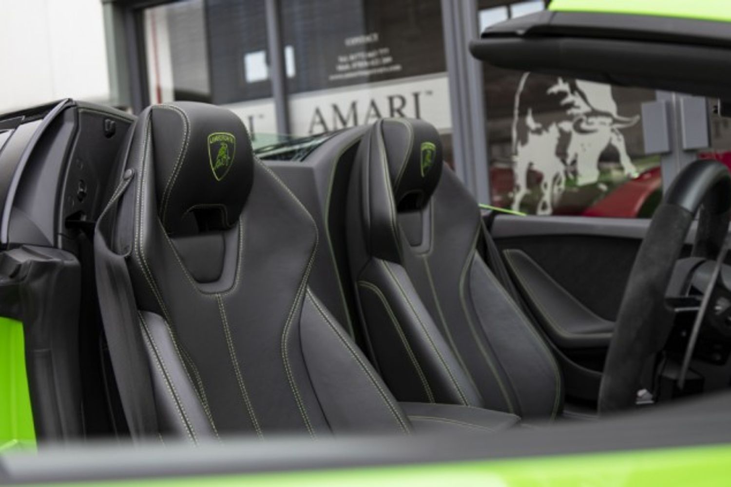 LAMBORGHINI HURACAN CONVERTIBLE 5.2 LP 610-4 SPYDER 2DR SEMI AUTOMATIC