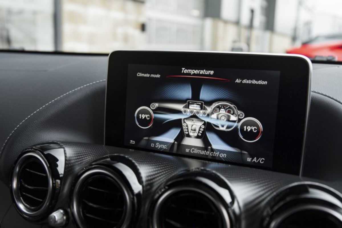 MERCEDES-BENZ AMG GT 4.0 AMG GT R PREMIUM 2DR AUTOMATIC