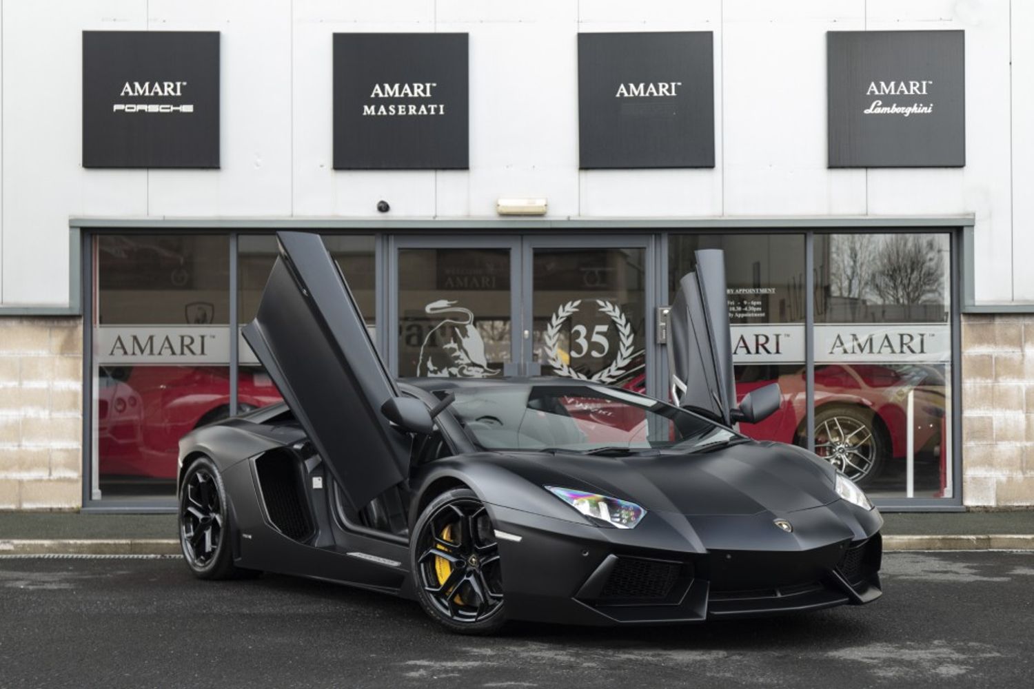 LAMBORGHINI AVENTADOR COUPE 6.5 V12 2DR SEMI AUTOMATIC