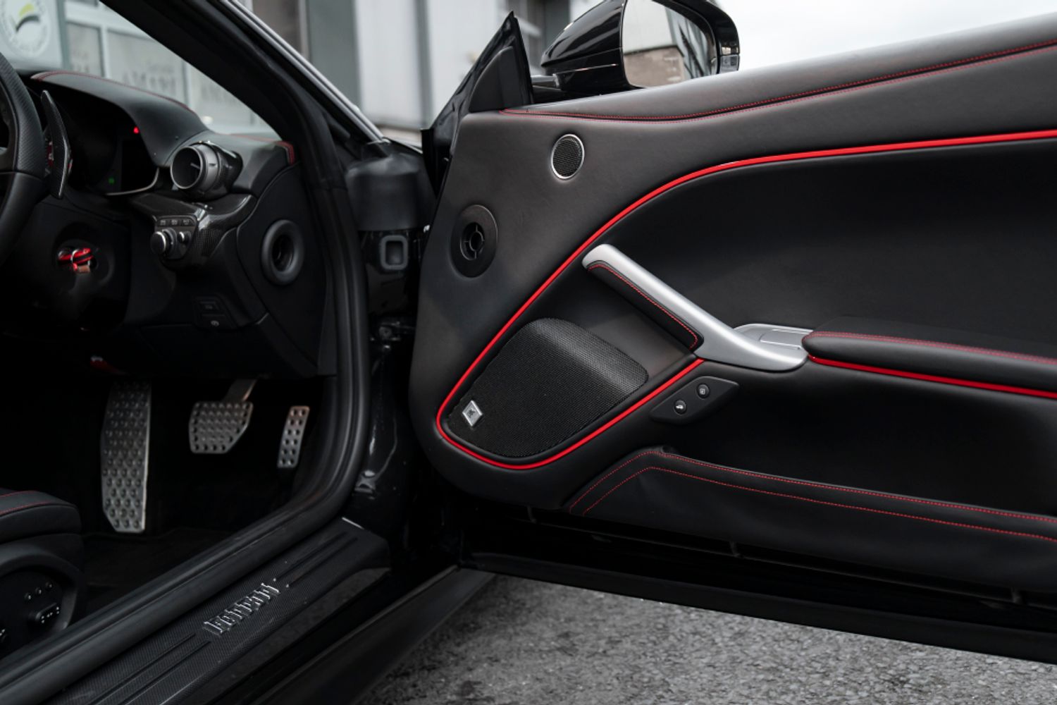 FERRARI F12 BERLINETTA COUPE 6.3 AB 2DR SEMI AUTOMATIC
