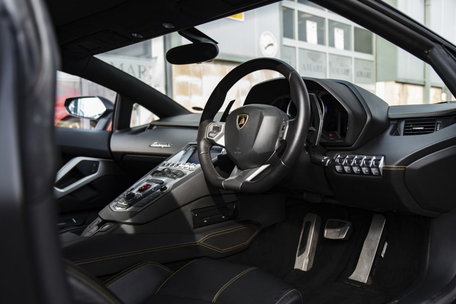 LAMBORGHINI AVENTADOR COUPE 6.5 V12 2DR SEMI AUTOMATIC