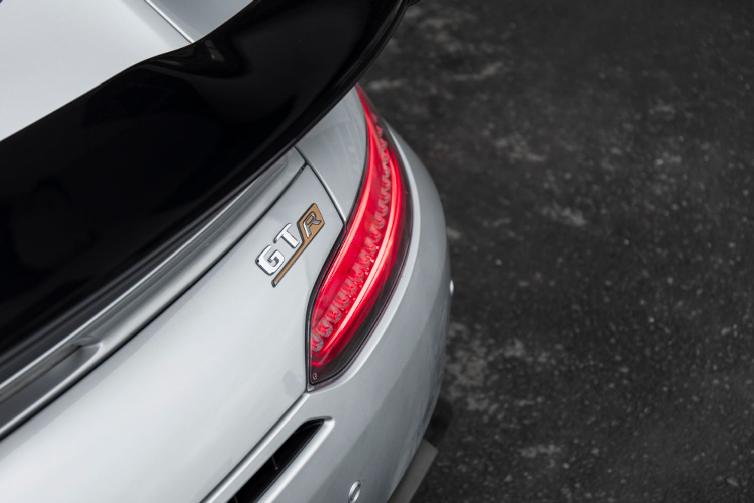 MERCEDES-BENZ AMG GT 4.0 AMG GT R PREMIUM 2DR AUTOMATIC