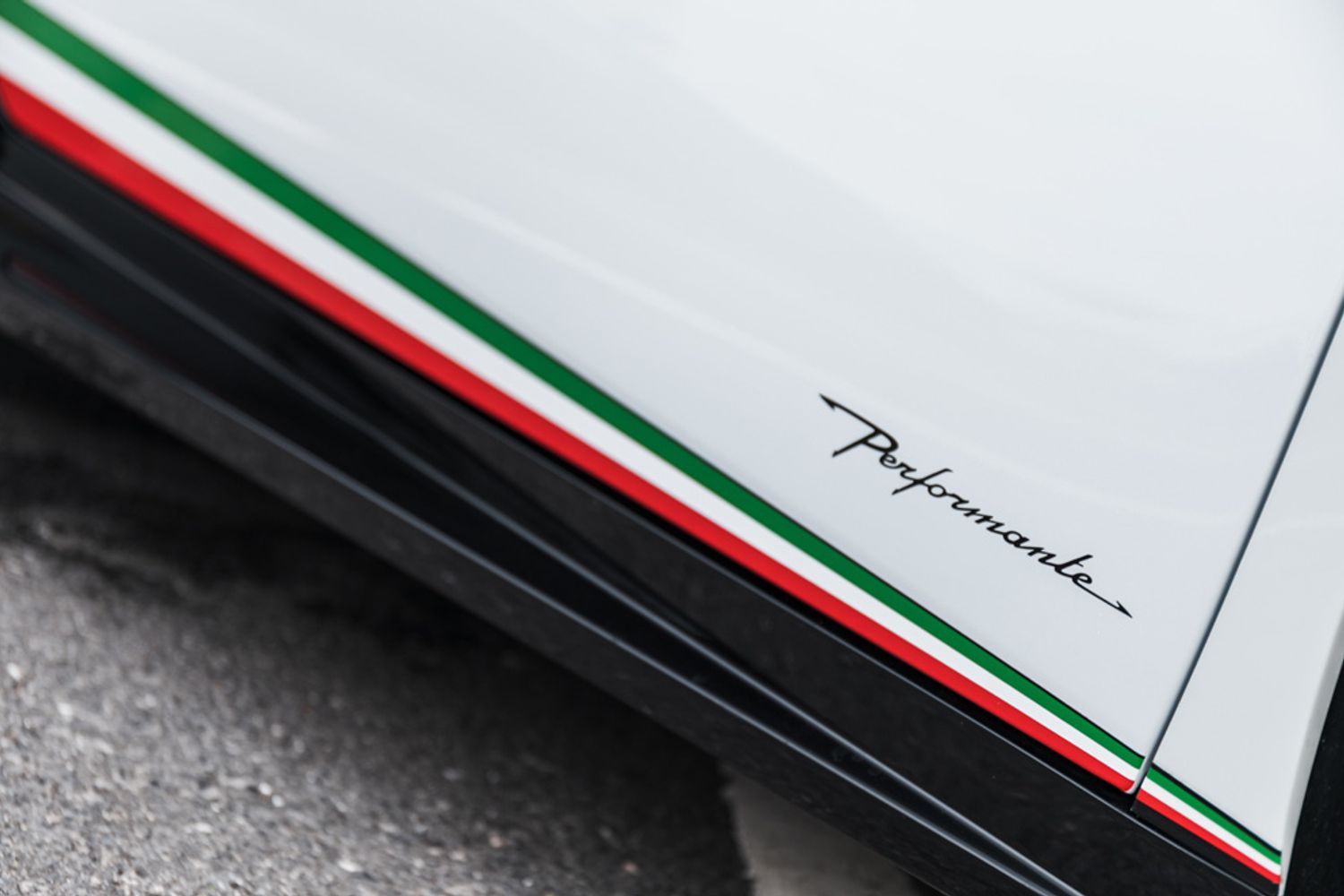 LAMBORGHINI HURACAN COUPE 5.2 LP 640-4 PERFORMANTE 2DR SEMI AUTOMATIC