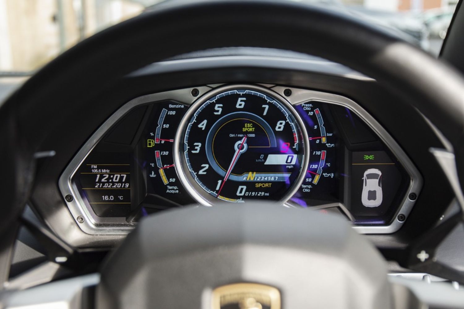 LAMBORGHINI AVENTADOR COUPE 6.5 V12 2DR SEMI AUTOMATIC