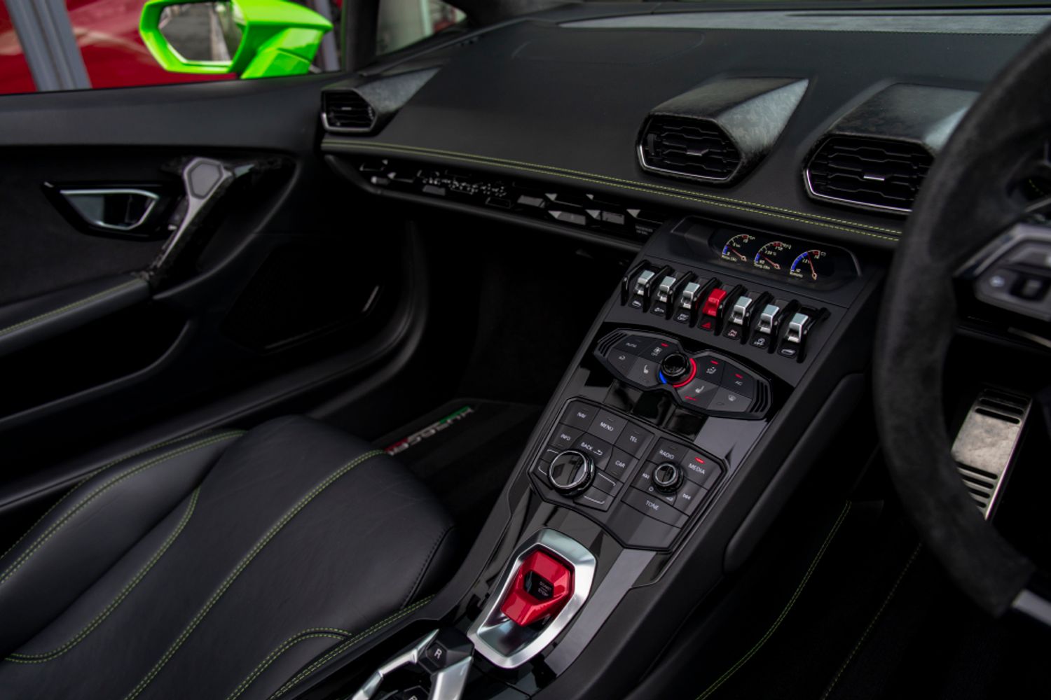 LAMBORGHINI HURACAN CONVERTIBLE 5.2 LP 610-4 SPYDER 2DR SEMI AUTOMATIC