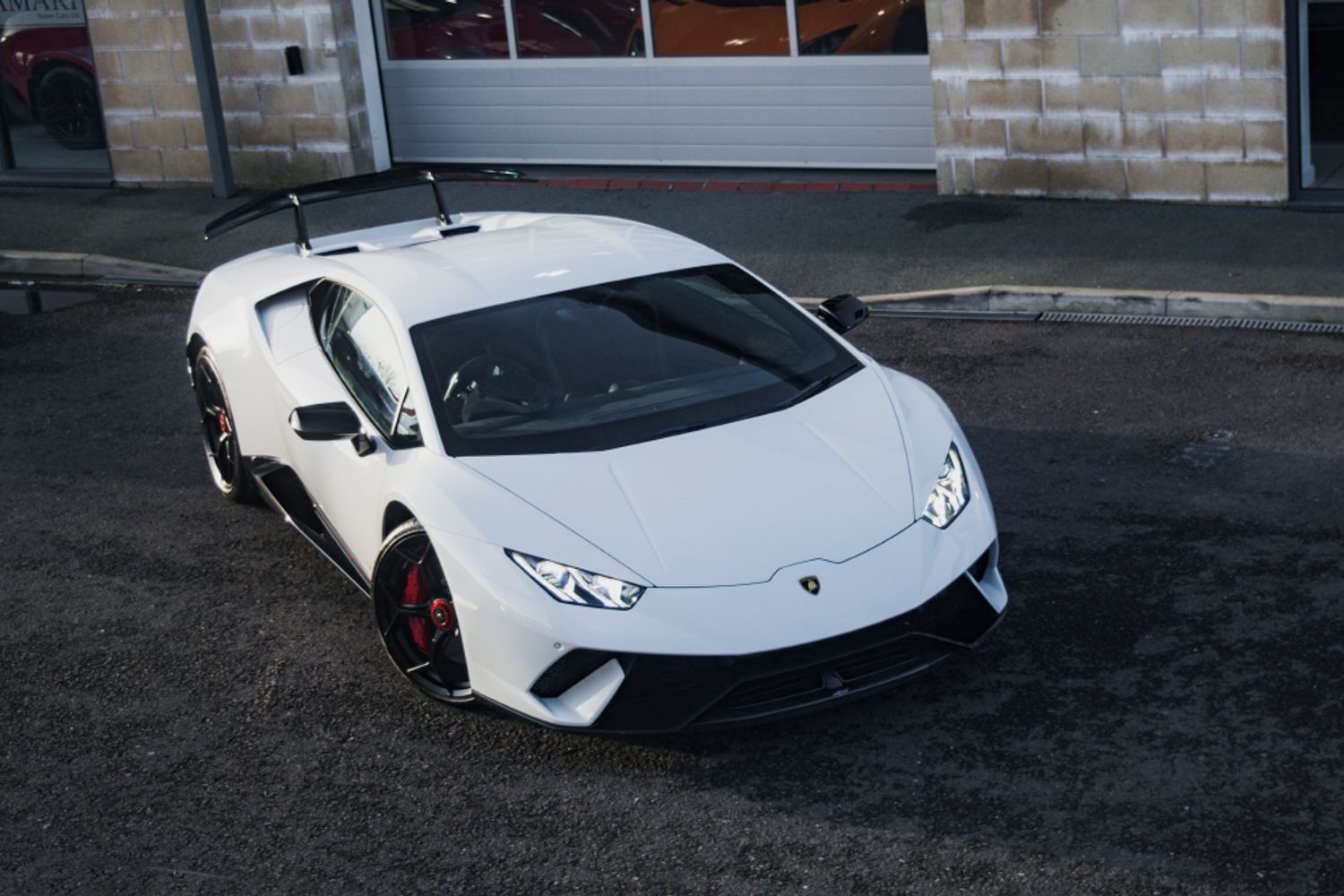 LAMBORGHINI HURACAN COUPE 5.2 LP 640-4 PERFORMANTE 2DR SEMI AUTOMATIC