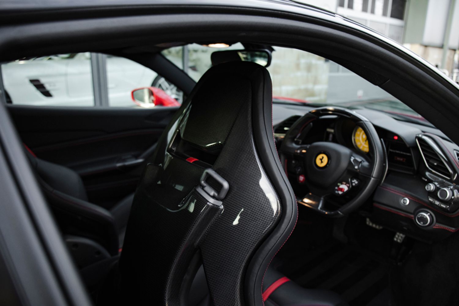 FERRARI 488 COUPE 3.9 GTB 2DR SEMI AUTOMATIC