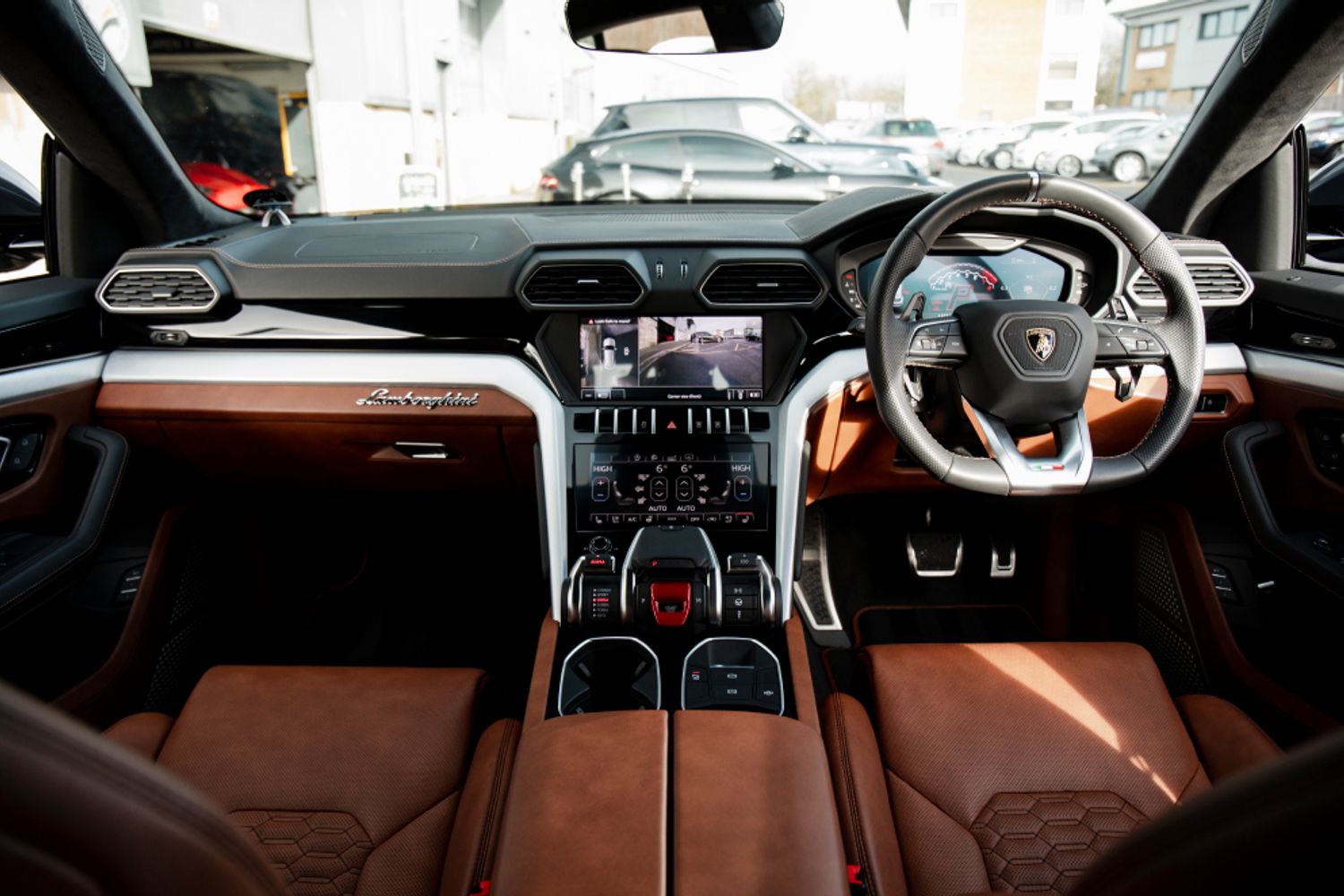 LAMBORGHINI URUS ESTATE 4.0 V8 5DR AUTOMATIC