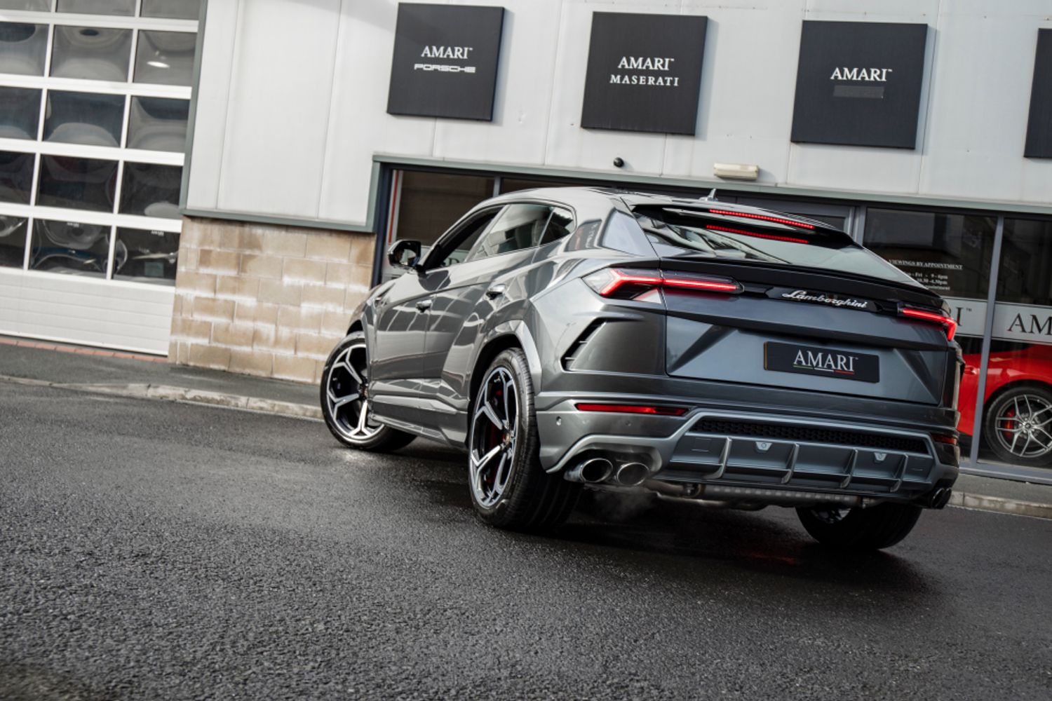 LAMBORGHINI URUS ESTATE 4.0 V8 5DR AUTOMATIC