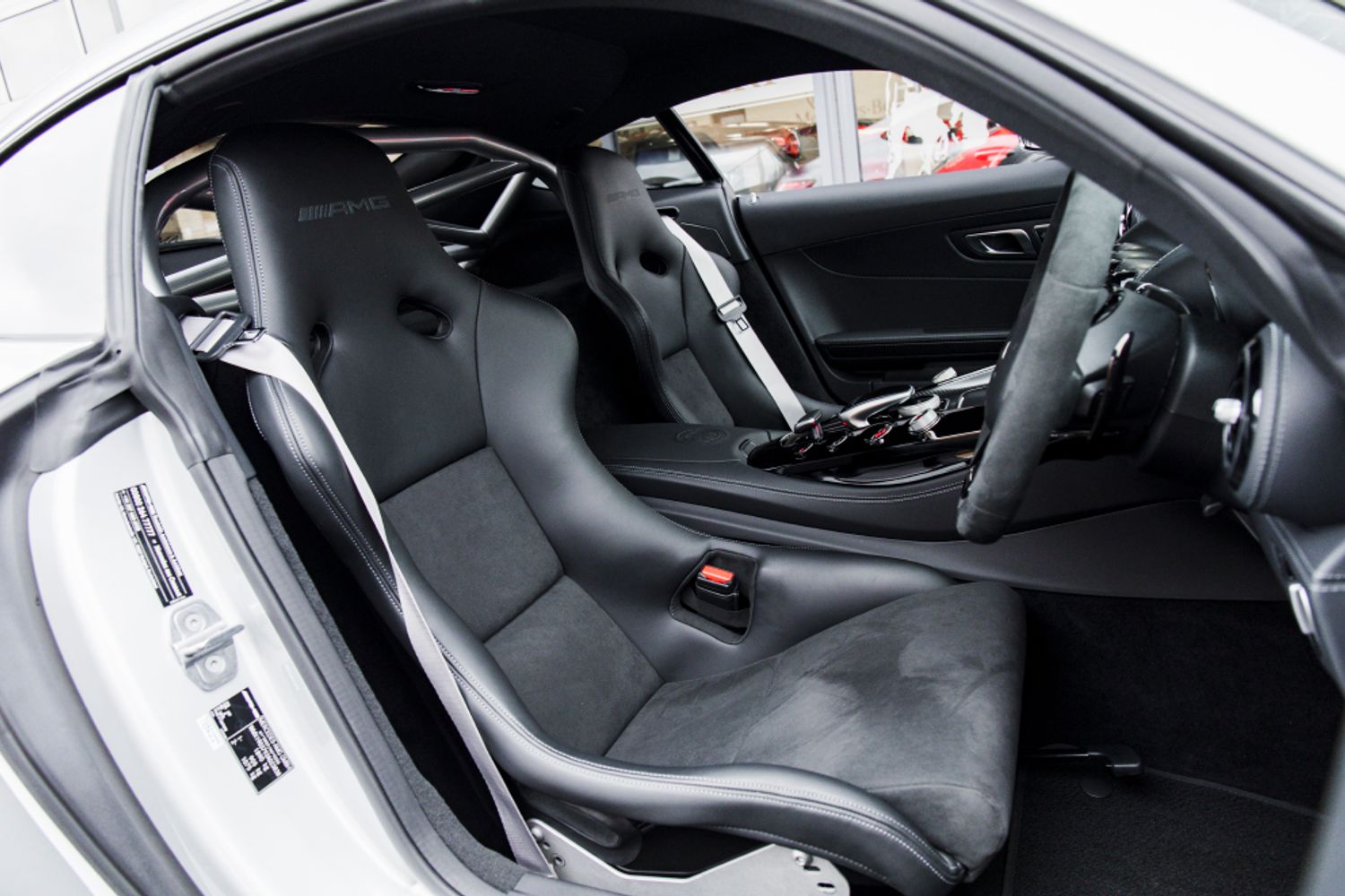 MERCEDES-BENZ AMG GT 4.0 AMG GT R PREMIUM 2DR AUTOMATIC
