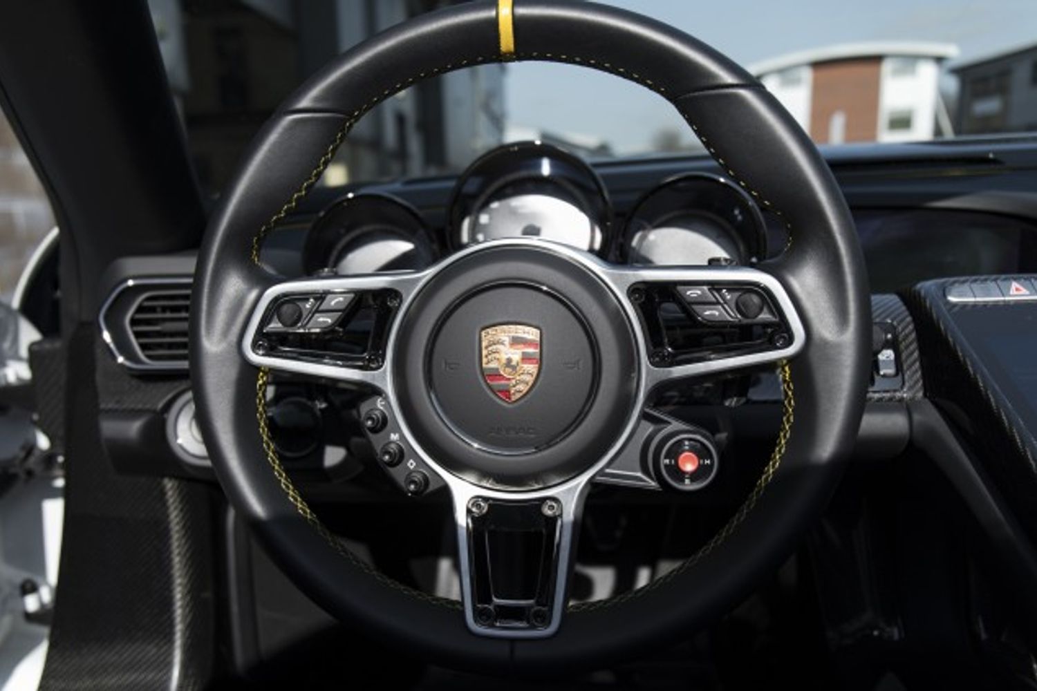 PORSCHE 918 HYBRID ELECTRIC CONVERTIBLE 4.6 SPYDER PDK 2DR SEMI AUTOMATIC