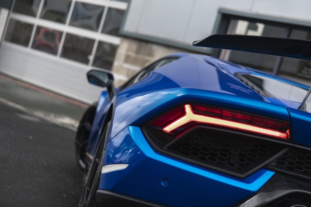 LAMBORGHINI HURACAN COUPE 5.2 LP 640-4 PERFORMANTE 2DR SEMI AUTOMATIC
