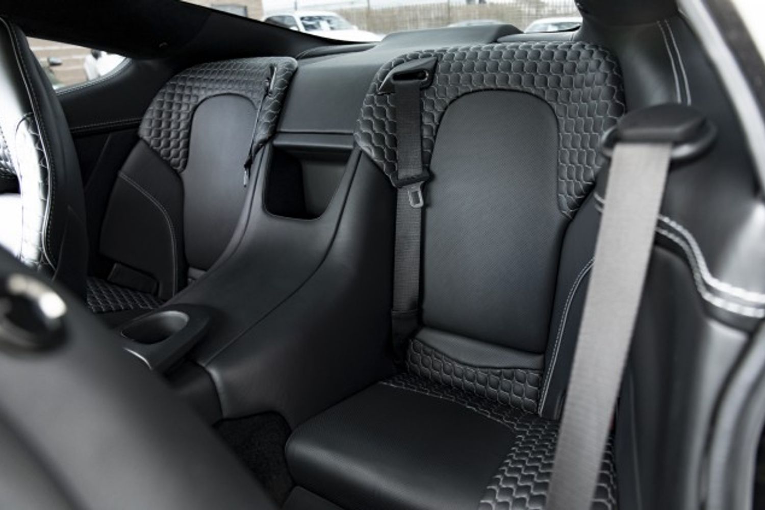 ASTON MARTIN VANQUISH COUPE 5.9 V12 2DR AUTOMATIC