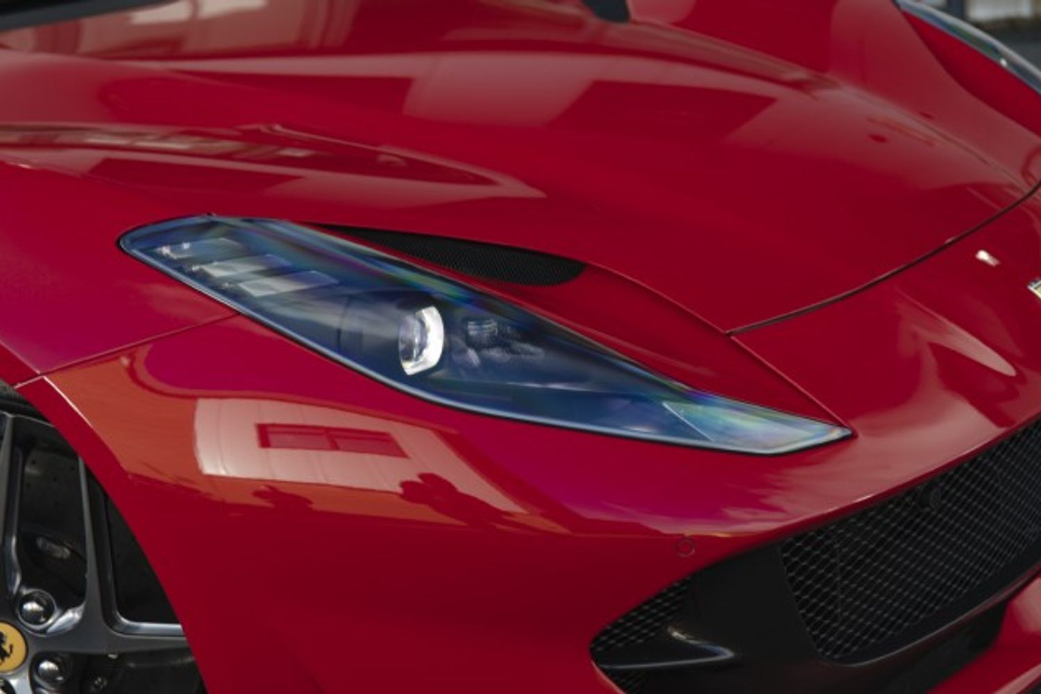 FERRARI 812 SUPERFAST COUPE 6.5 BCE 2DR SEMI AUTOMATIC