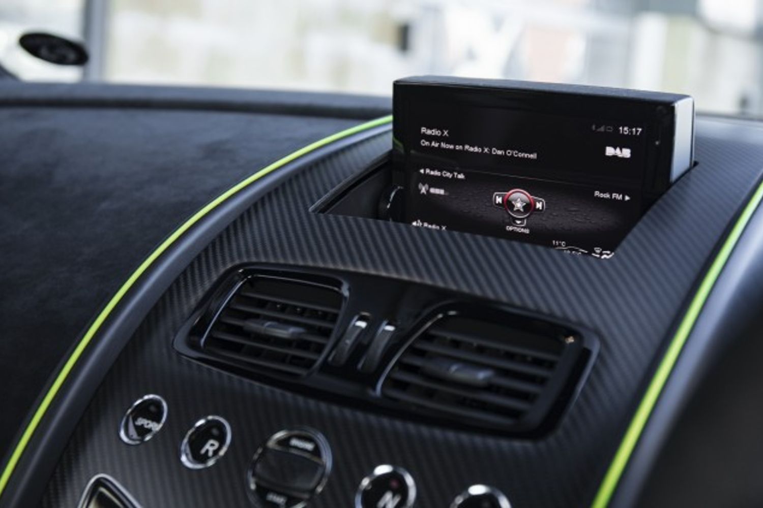 ASTON MARTIN VANTAGE HATCHBACK 4.7 AMR V8 3DR AUTOMATIC