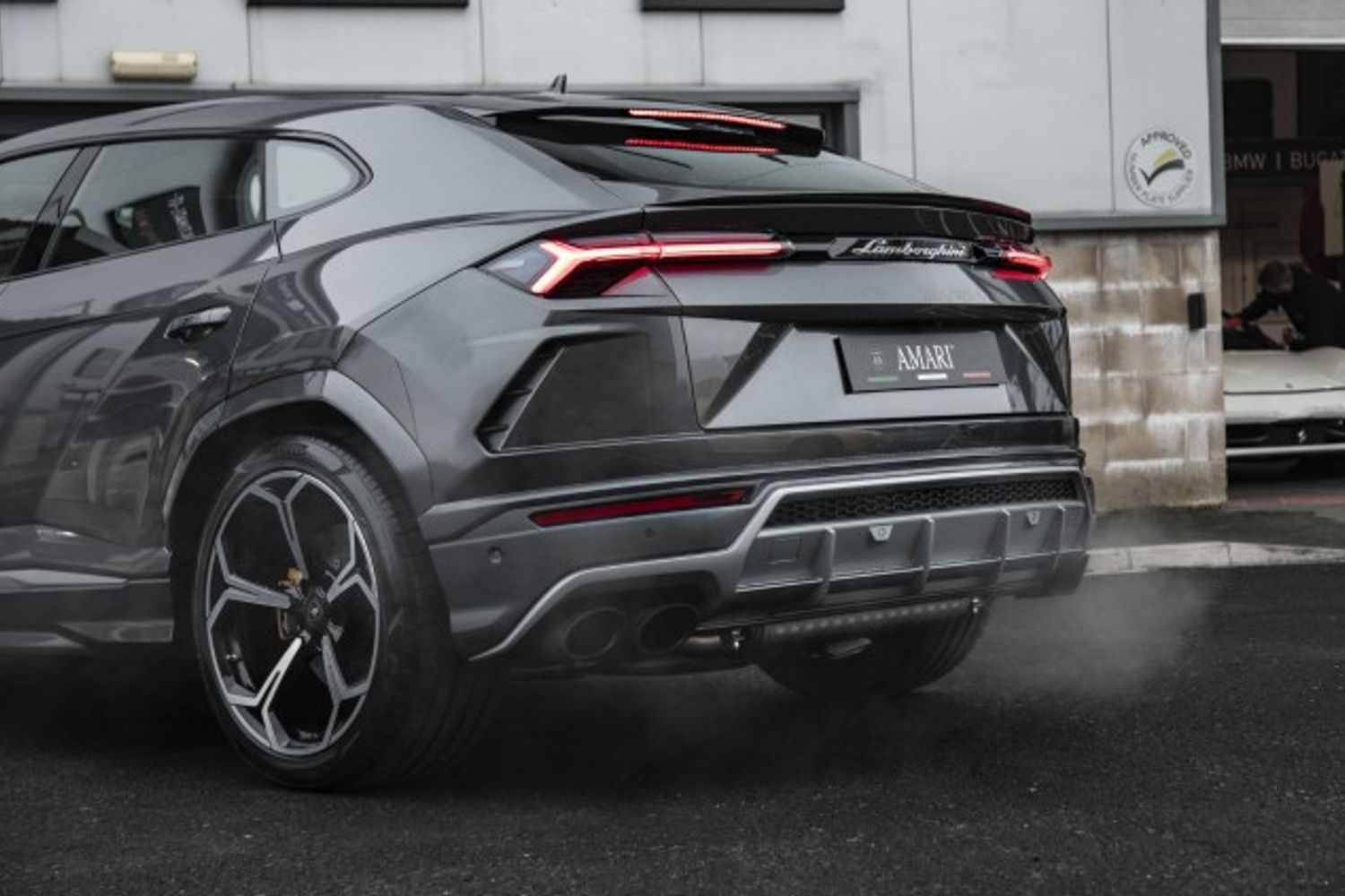 LAMBORGHINI URUS ESTATE 4.0 V8 5DR AUTOMATIC
