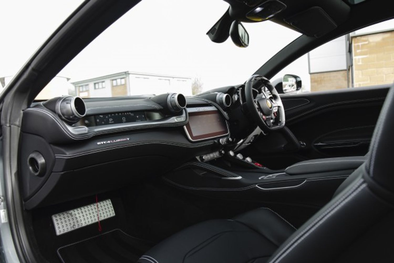 FERRARI GTC4 LUSSO T HATCHBACK 3.9 V8 3DR