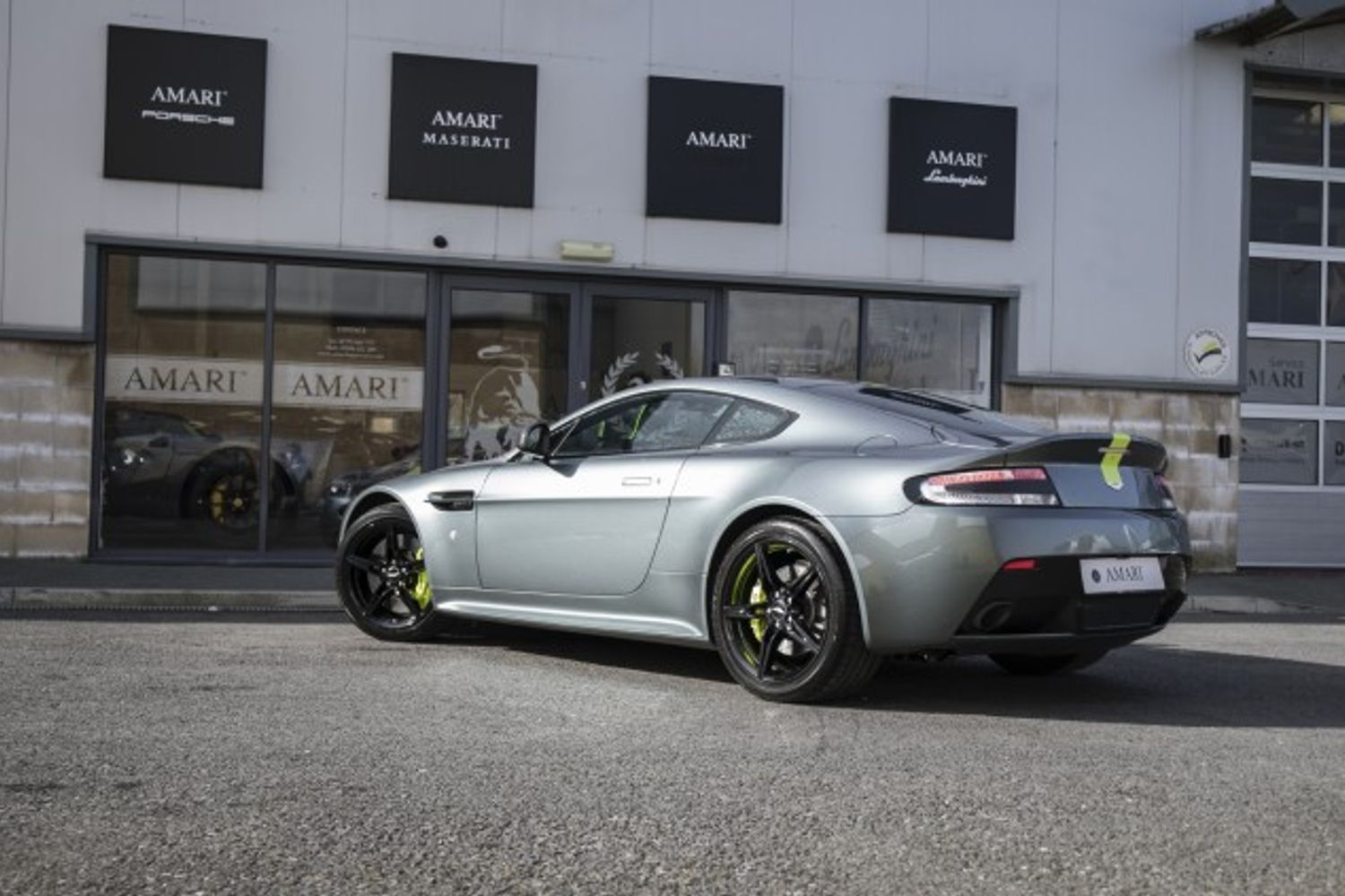 ASTON MARTIN VANTAGE HATCHBACK 4.7 AMR V8 3DR AUTOMATIC