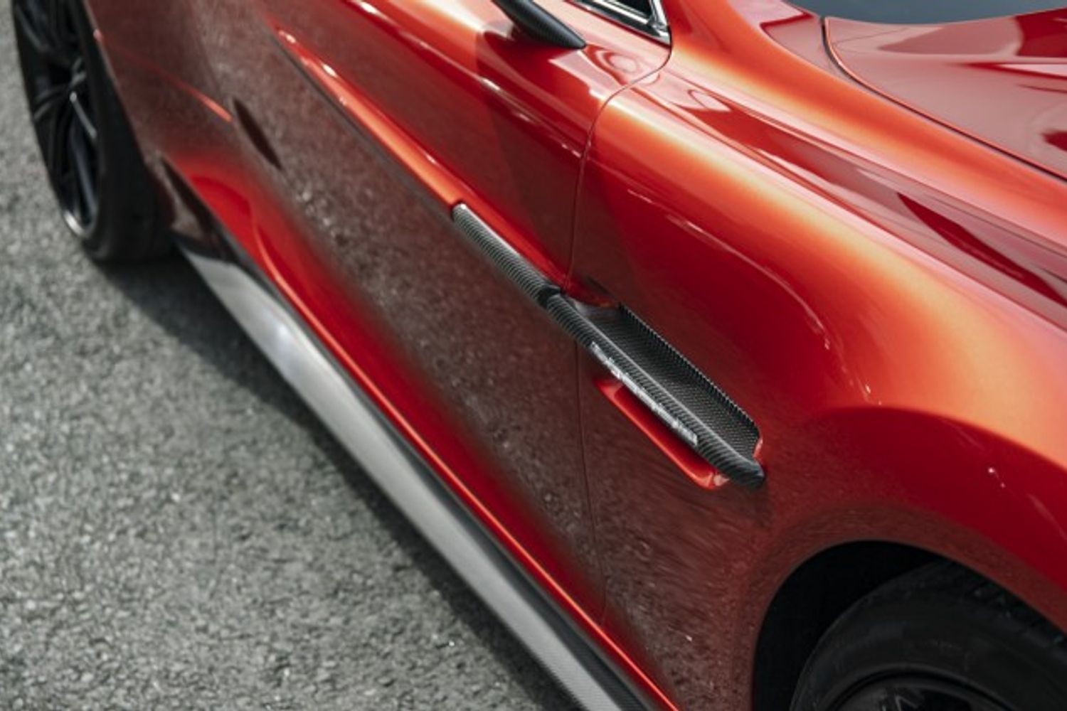 ASTON MARTIN VANQUISH COUPE 5.9 V12 2DR AUTOMATIC