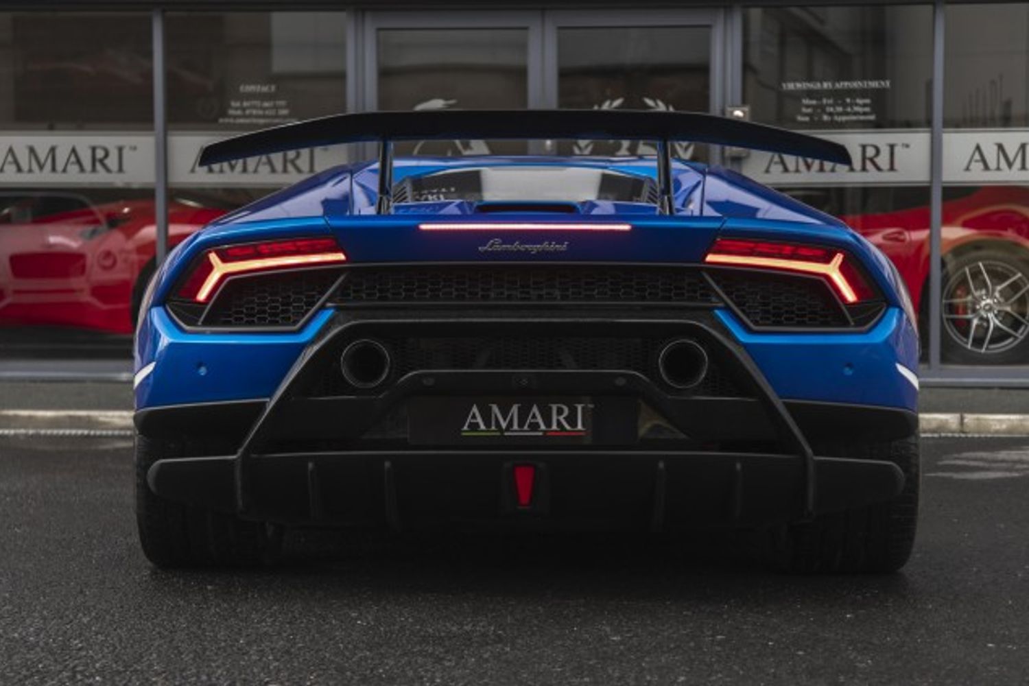 LAMBORGHINI HURACAN COUPE 5.2 LP 640-4 PERFORMANTE 2DR SEMI AUTOMATIC