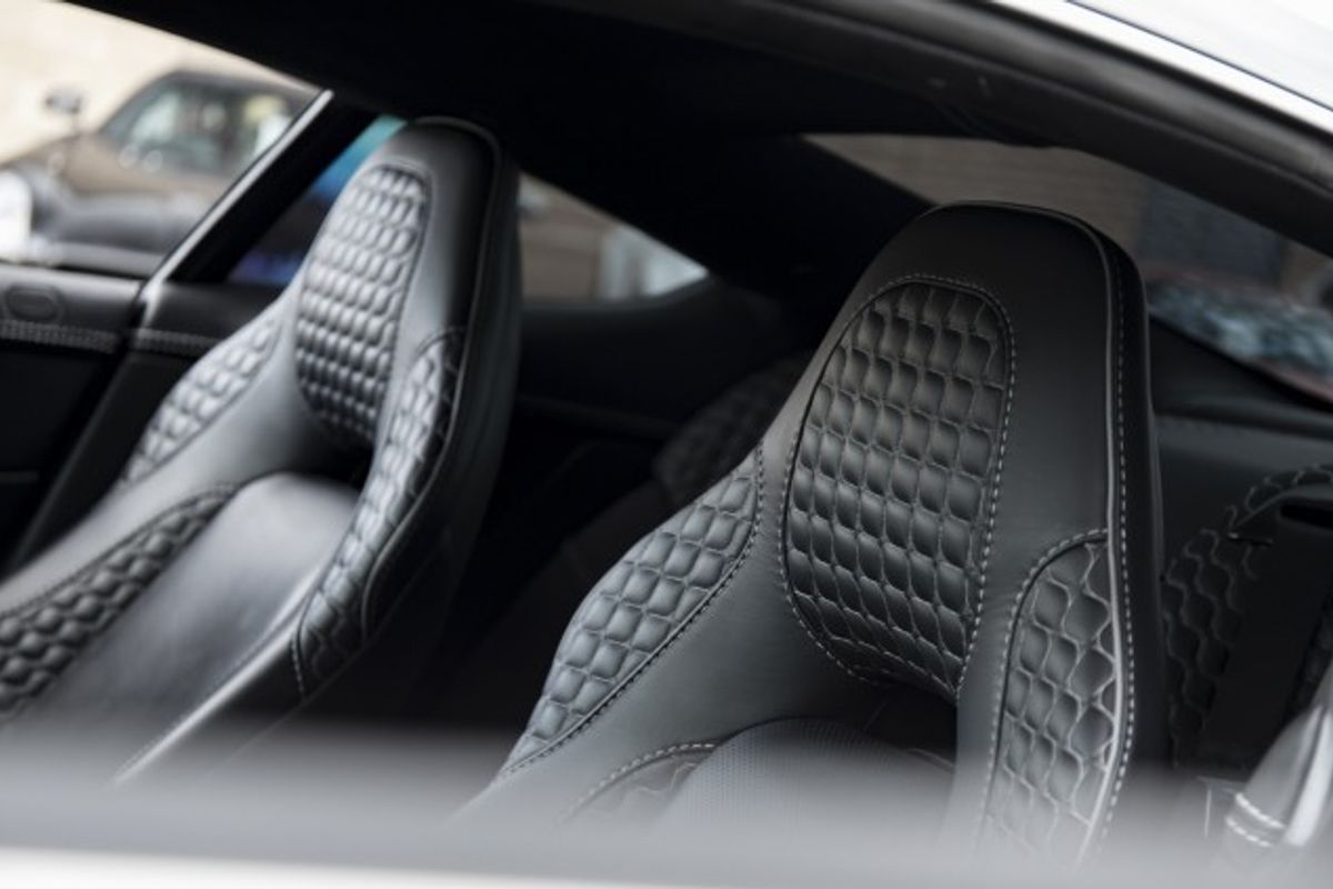ASTON MARTIN VANQUISH COUPE 5.9 V12 2DR AUTOMATIC