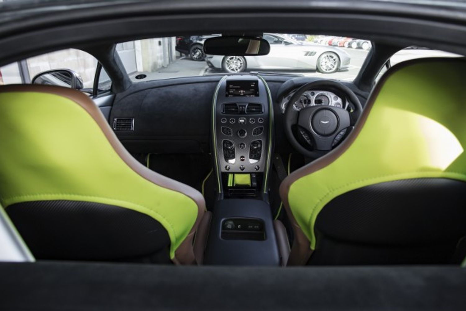 ASTON MARTIN VANTAGE HATCHBACK 4.7 AMR V8 3DR AUTOMATIC