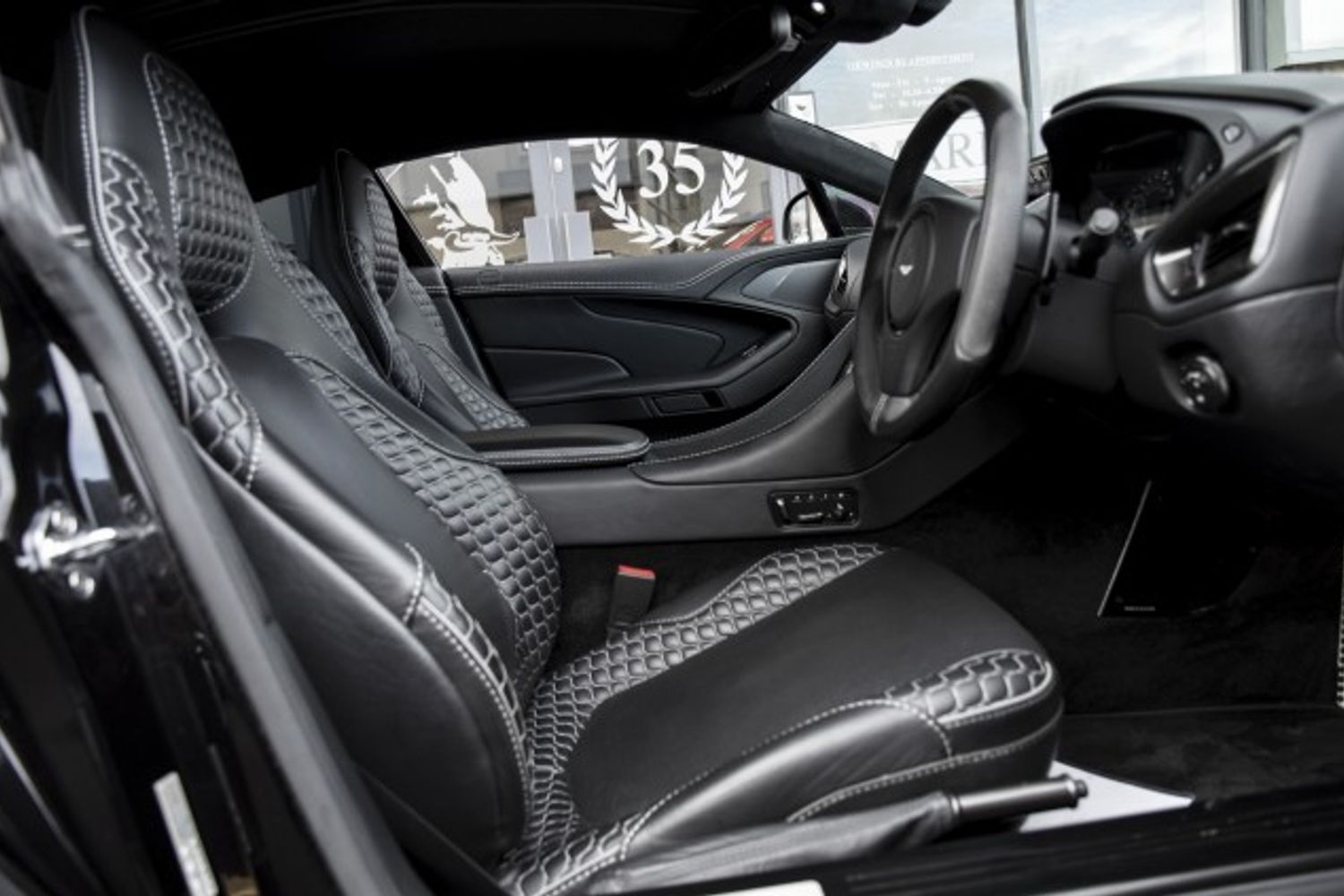 ASTON MARTIN VANQUISH COUPE 5.9 V12 2DR AUTOMATIC