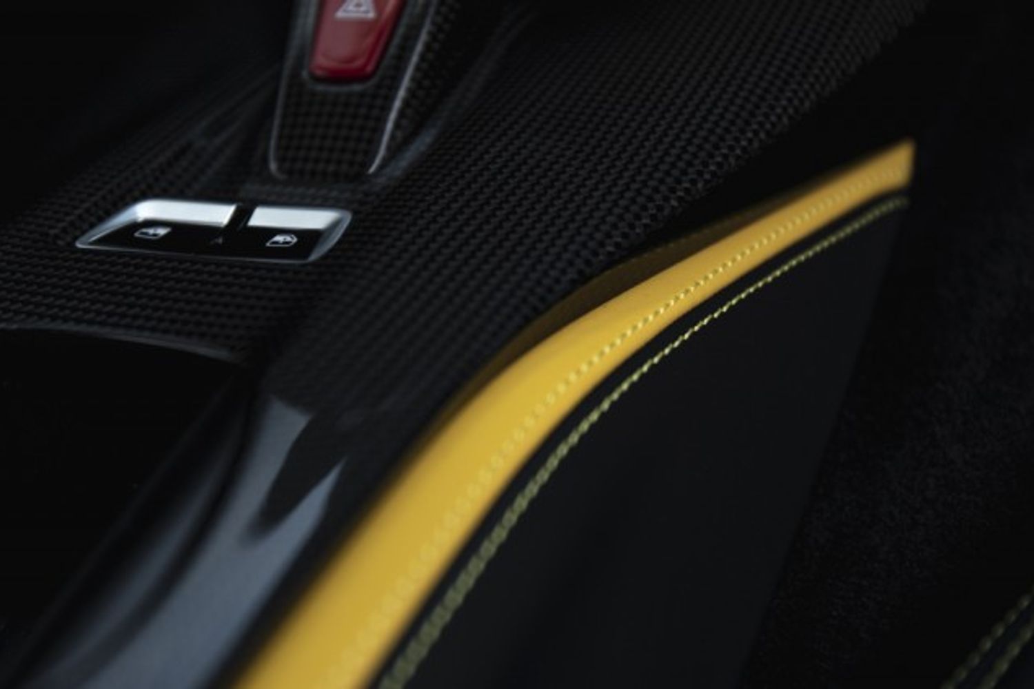 FERRARI 812 SUPERFAST COUPE 6.5 BCE 2DR SEMI AUTOMATIC
