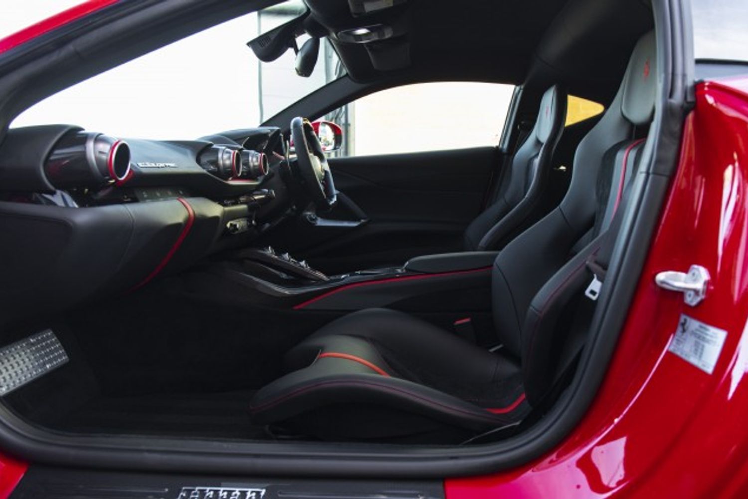 FERRARI 812 SUPERFAST COUPE 6.5 BCE 2DR SEMI AUTOMATIC