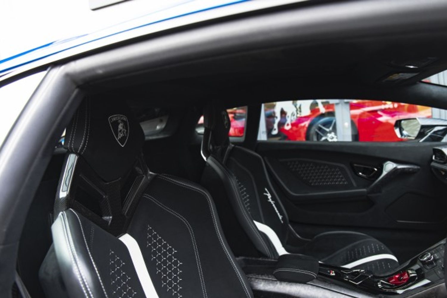 LAMBORGHINI HURACAN COUPE 5.2 LP 640-4 PERFORMANTE 2DR SEMI AUTOMATIC