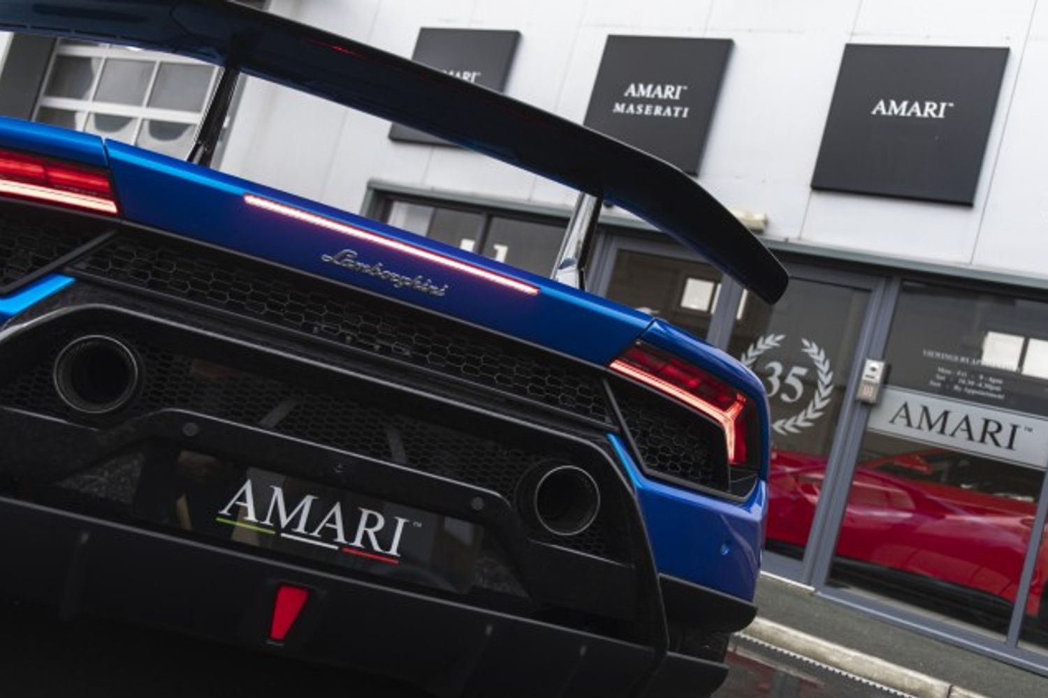 LAMBORGHINI HURACAN COUPE 5.2 LP 640-4 PERFORMANTE 2DR SEMI AUTOMATIC