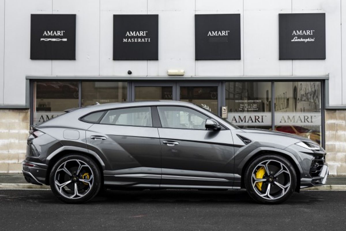 LAMBORGHINI URUS ESTATE 4.0 V8 5DR AUTOMATIC