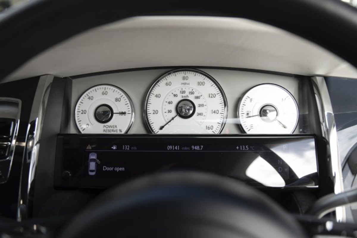 ROLLS-ROYCE GHOST SALOON 6.6 V12 SWB 4DR AUTOMATIC