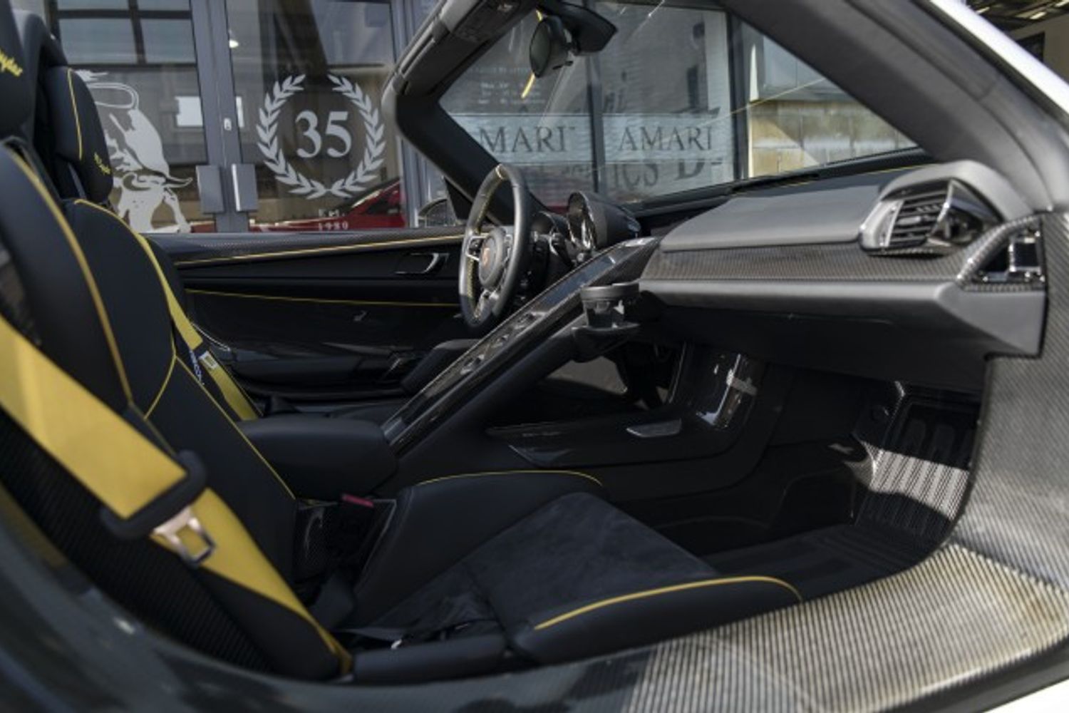 PORSCHE 918 HYBRID ELECTRIC CONVERTIBLE 4.6 SPYDER PDK 2DR SEMI AUTOMATIC