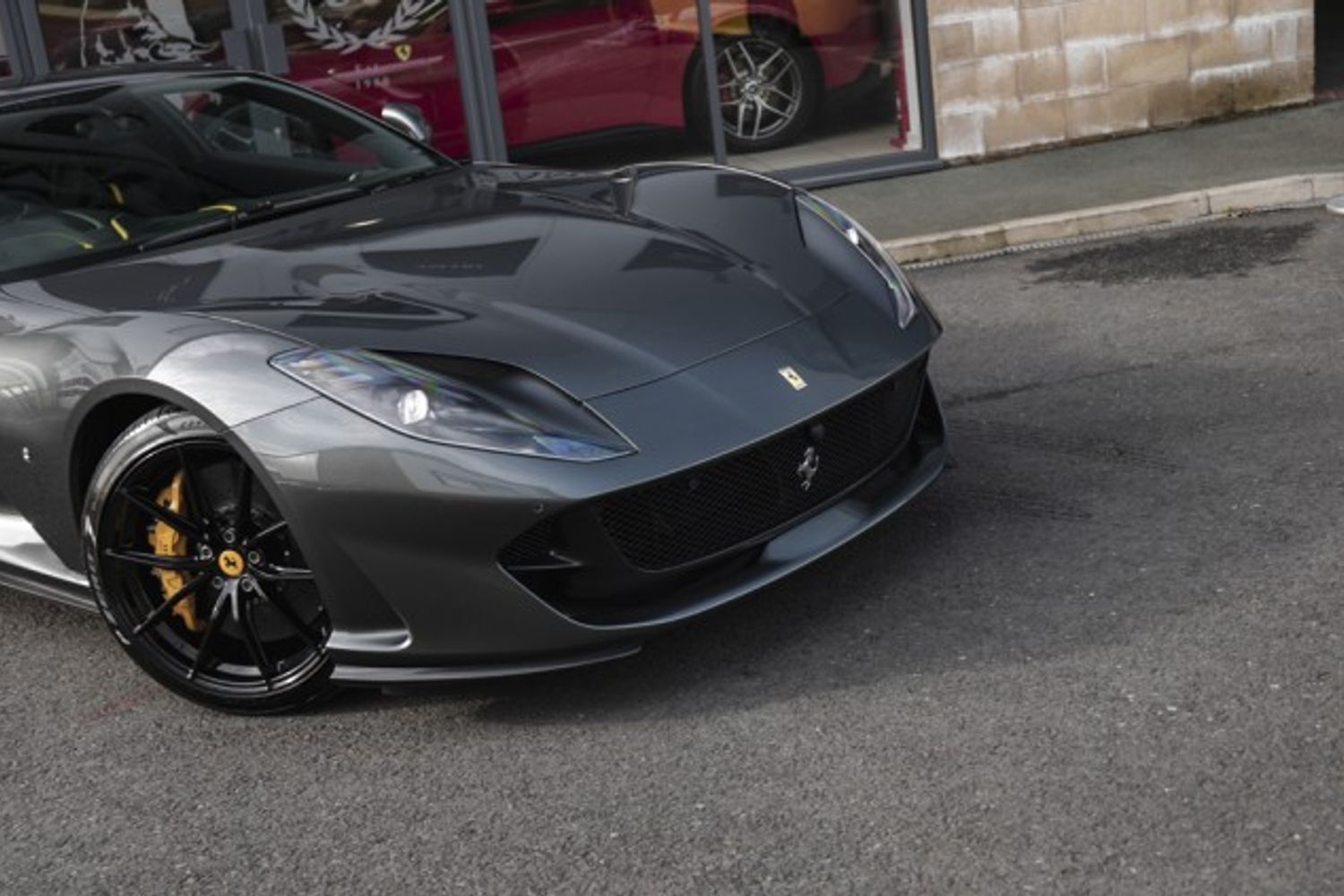 FERRARI 812 SUPERFAST COUPE 6.5 BCE 2DR SEMI AUTOMATIC