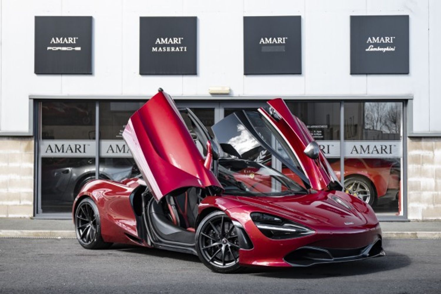 MCLAREN 720S COUPE Performance 4.0 V8 SSG 2DR SEMI AUTOMATIC