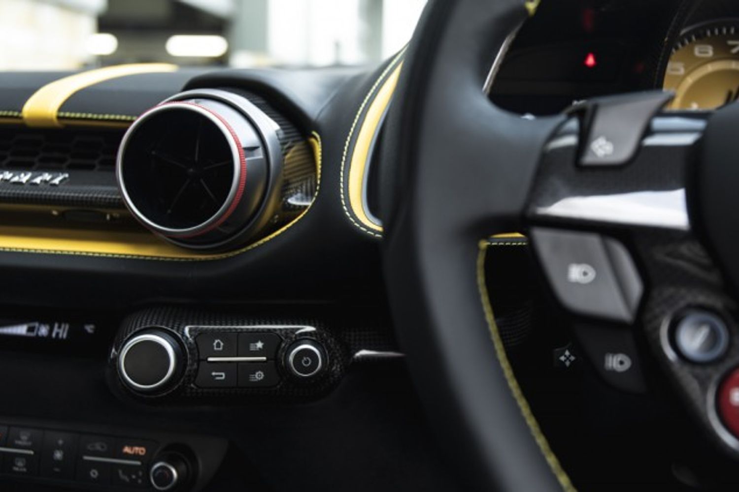 FERRARI 812 SUPERFAST COUPE 6.5 BCE 2DR SEMI AUTOMATIC
