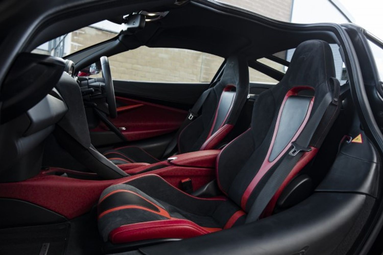 MCLAREN 720S COUPE Performance 4.0 V8 SSG 2DR SEMI AUTOMATIC