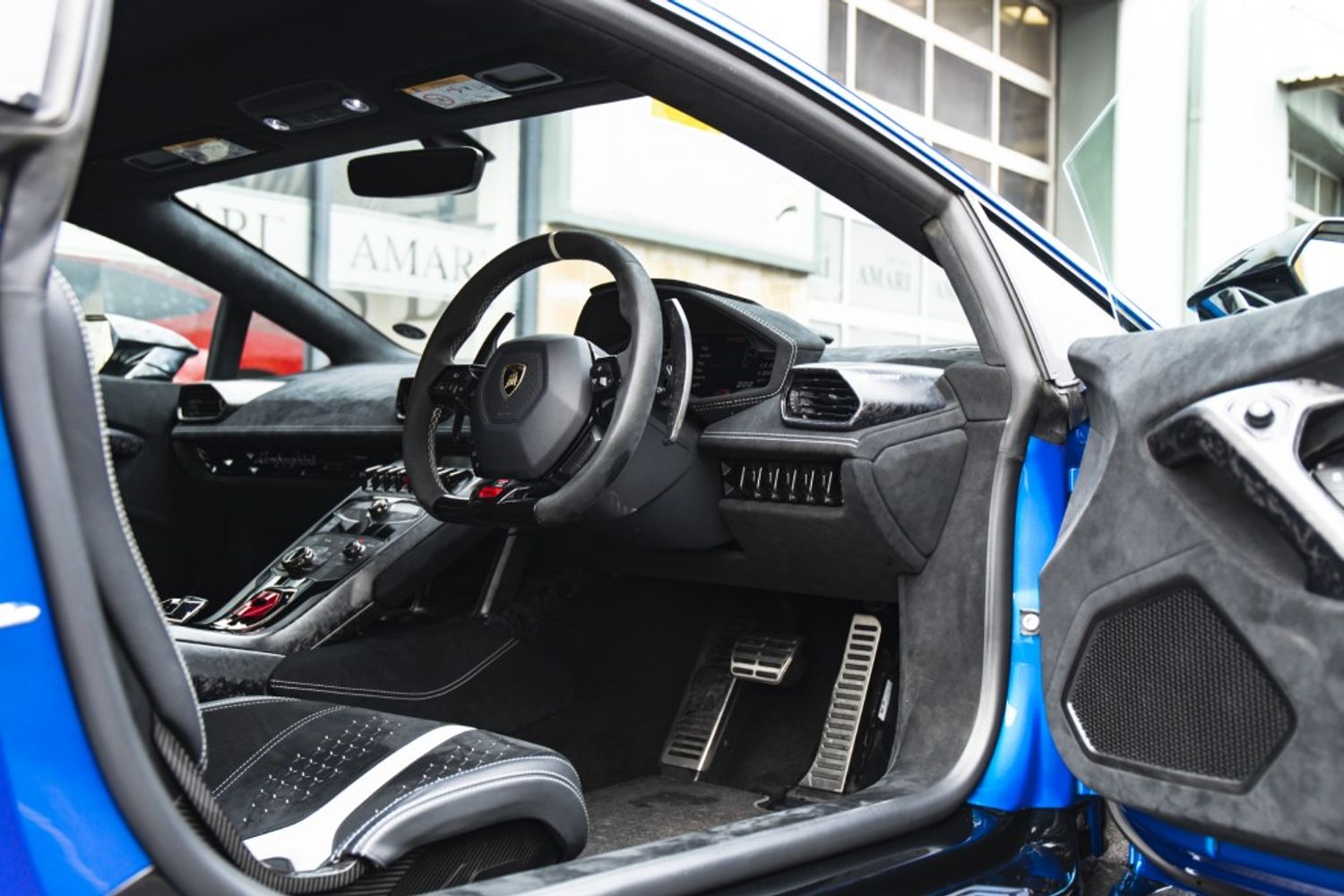 LAMBORGHINI HURACAN COUPE 5.2 LP 640-4 PERFORMANTE 2DR SEMI AUTOMATIC