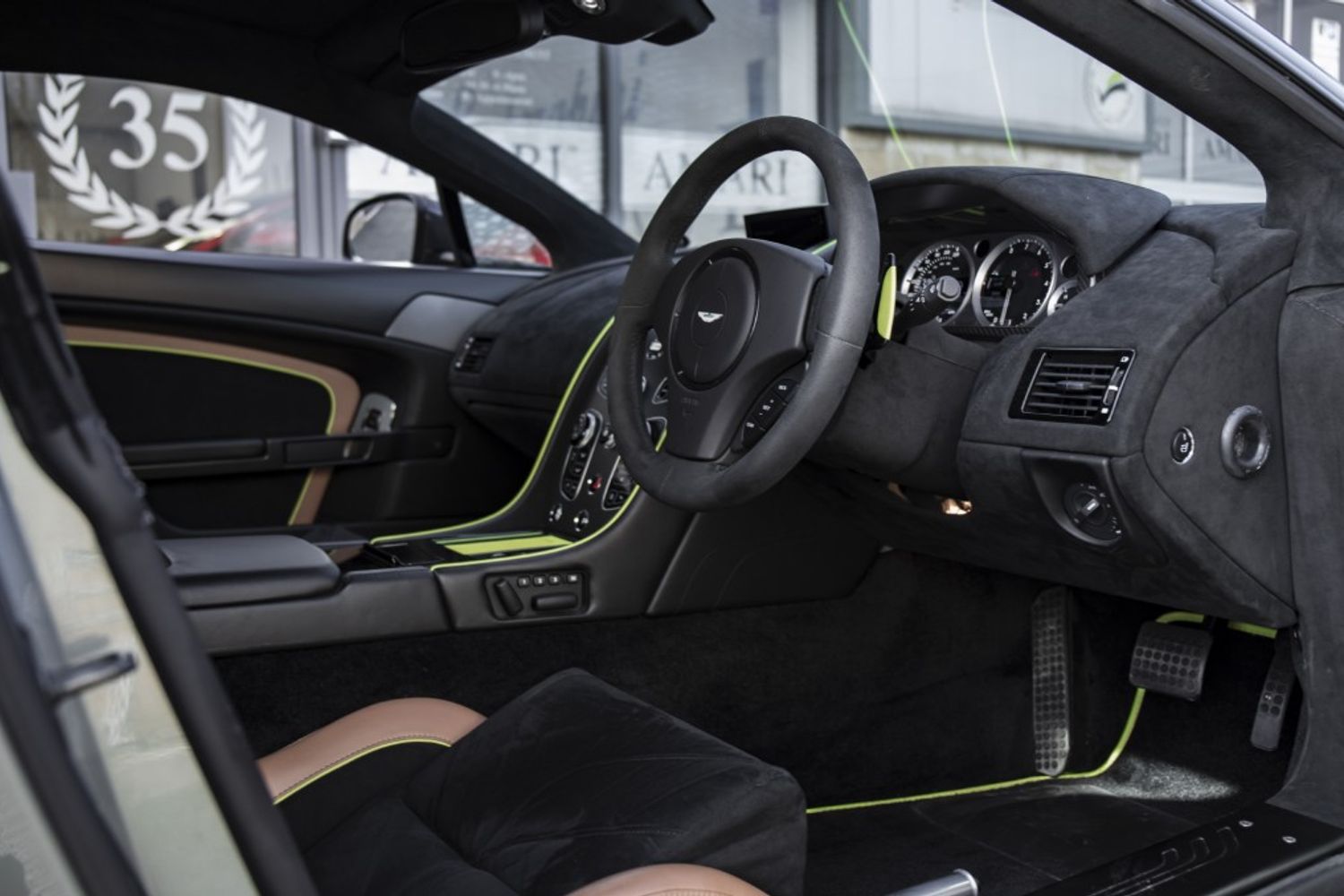 ASTON MARTIN VANTAGE HATCHBACK 4.7 AMR V8 3DR AUTOMATIC
