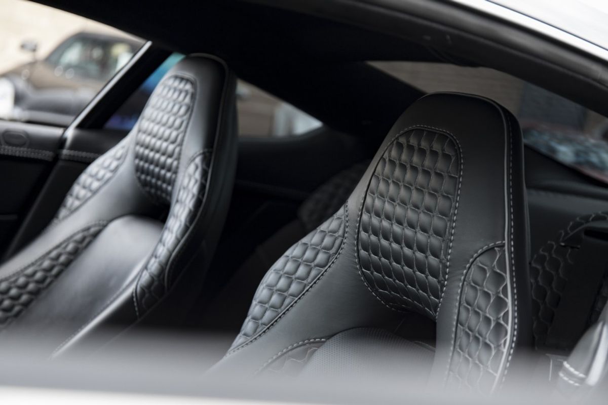 ASTON MARTIN VANQUISH COUPE 5.9 V12 2DR AUTOMATIC