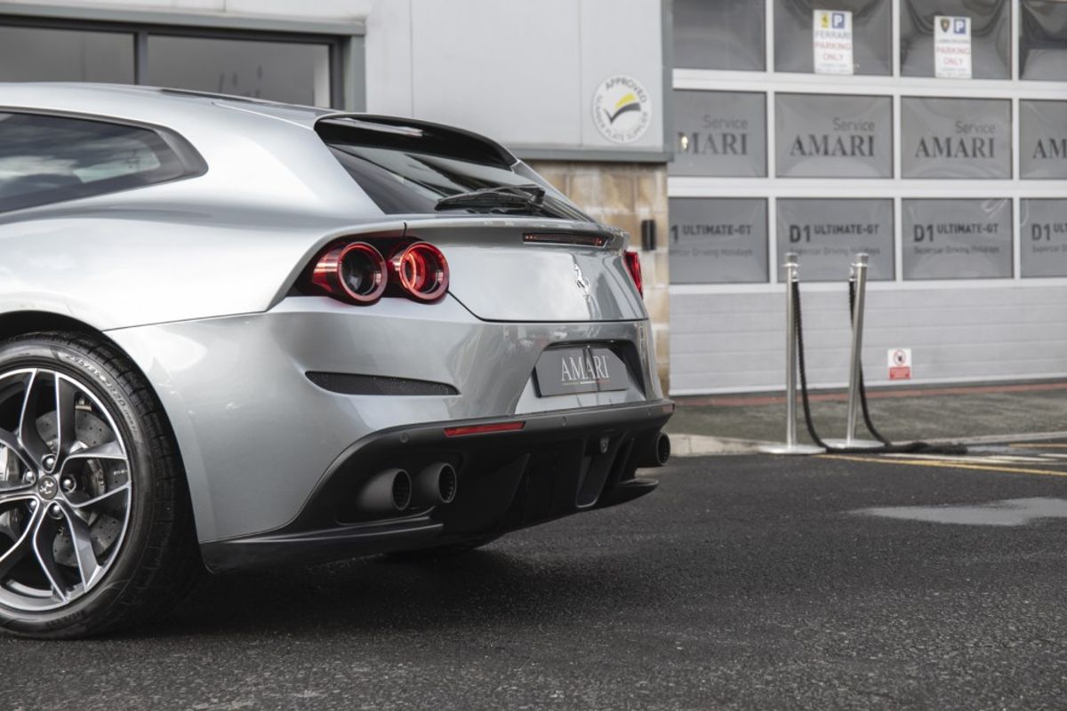 FERRARI GTC4 LUSSO T HATCHBACK 3.9 V8 3DR