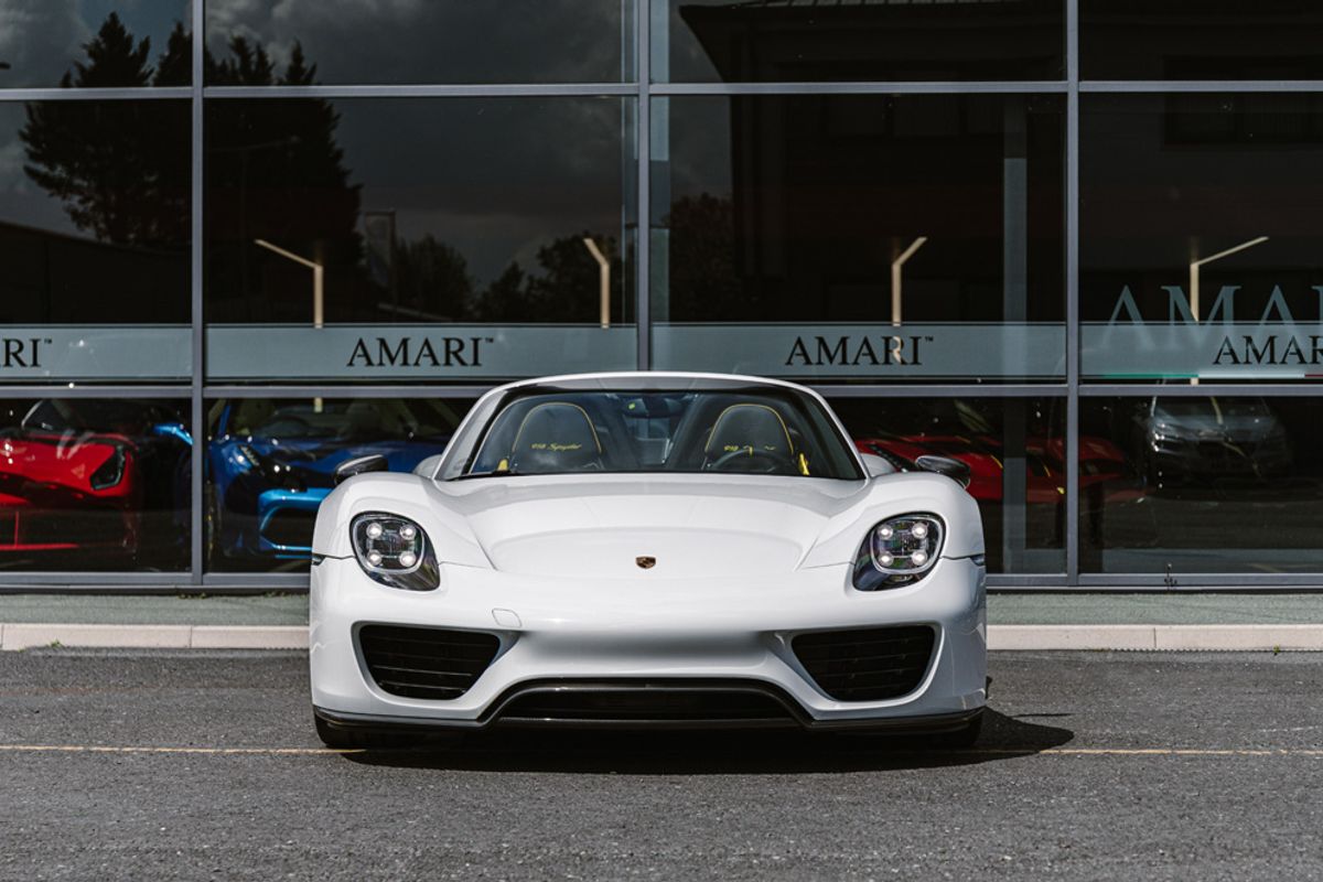 PORSCHE 918 HYBRID ELECTRIC CONVERTIBLE 4.6 SPYDER PDK 2DR SEMI AUTOMATIC