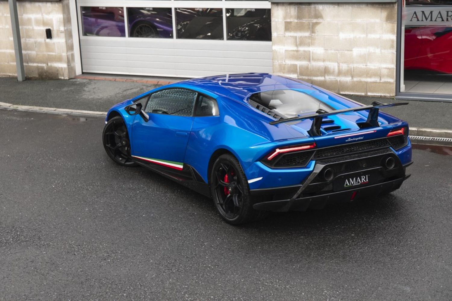 LAMBORGHINI HURACAN COUPE 5.2 LP 640-4 PERFORMANTE 2DR SEMI AUTOMATIC