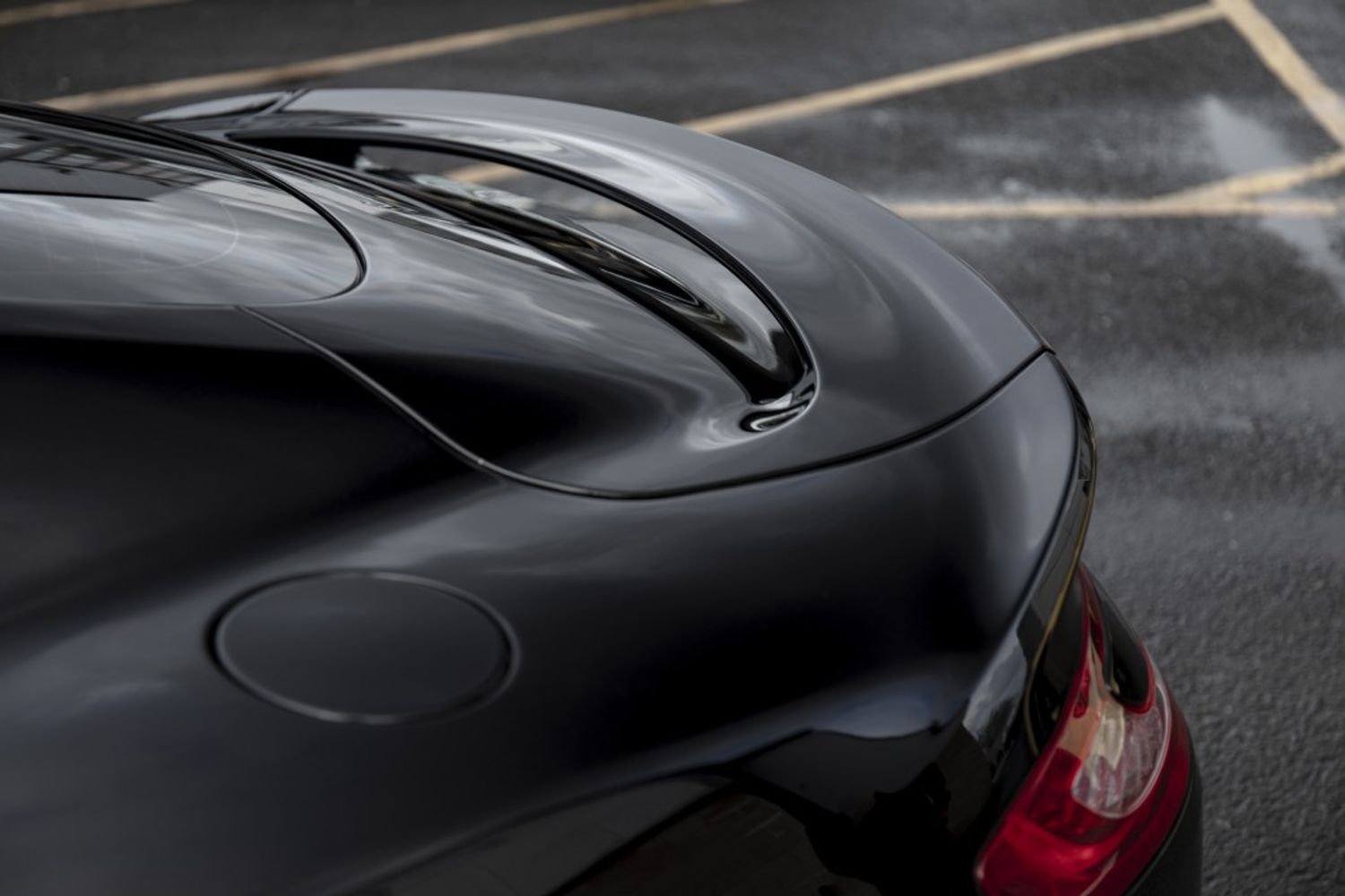 ASTON MARTIN VANQUISH COUPE 5.9 V12 2DR AUTOMATIC