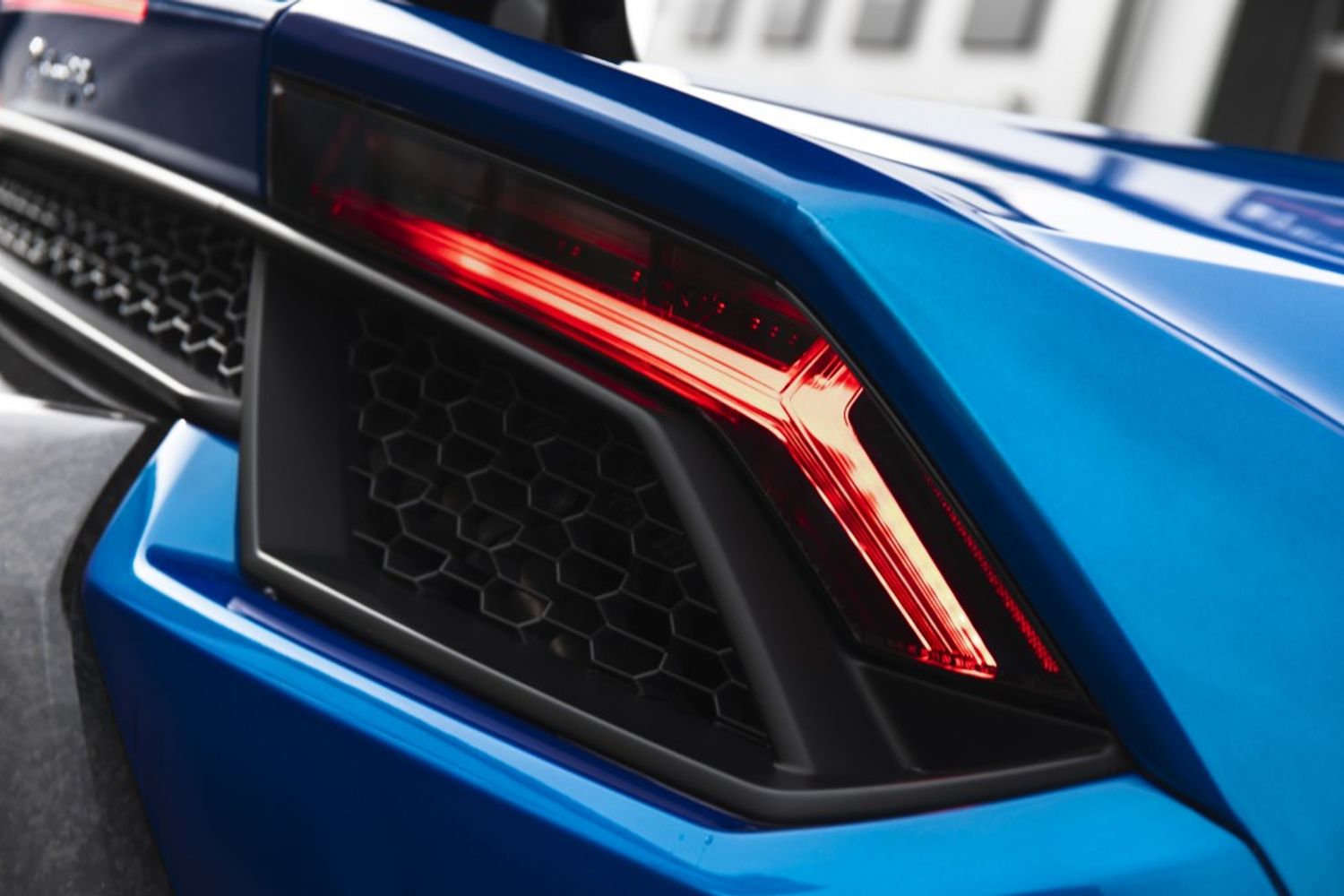 LAMBORGHINI HURACAN COUPE 5.2 LP 640-4 PERFORMANTE 2DR SEMI AUTOMATIC