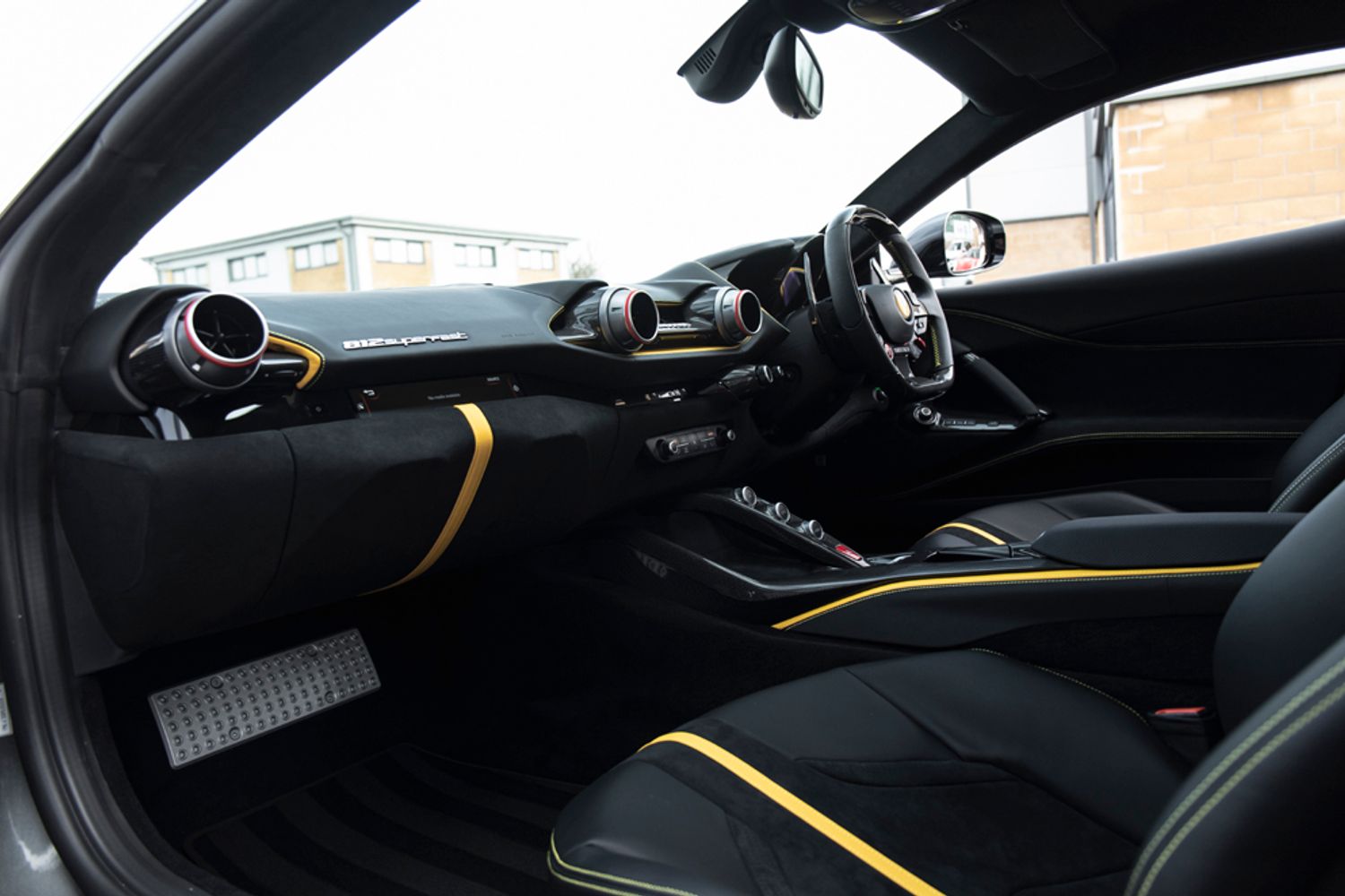 FERRARI 812 SUPERFAST COUPE 6.5 BCE 2DR SEMI AUTOMATIC